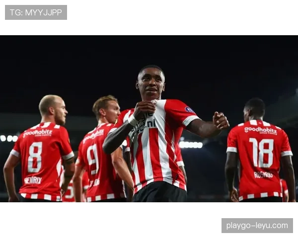 埃因霍温足球俱乐部迎新挑战，备战赛季目标高远