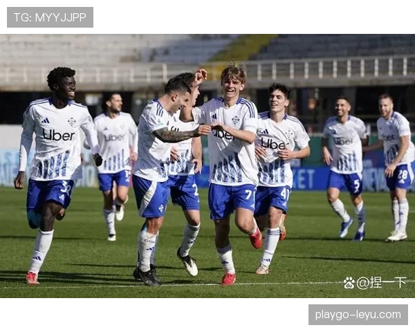 足球新星闪耀国际赛场，年轻天才惊艳全球观众