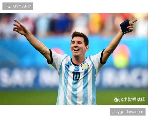 足球巨星尘封往事曝光:一场关键比赛背后的隐秘故事引热议 足球巨星尘封往事曝光:一场关键比赛背后的隐秘故事引热议