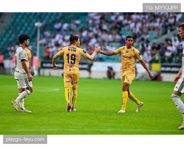 埃斯球队关键球员闪耀赛场,助球队强势回暖斩获胜利 埃斯球队关键球员闪耀赛场,助球队强势回暖斩获胜利