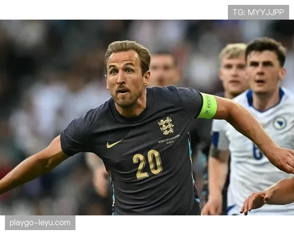 贝林厄姆 vs 赖斯:全能攻击手与防守屏障的中场角色与技术风格差异