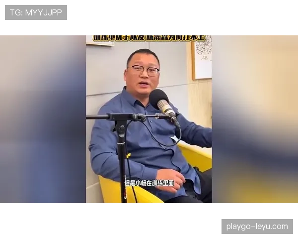 杨瀚森训练完直接去夜市啃烤串，这自律人设有点扛不住啊